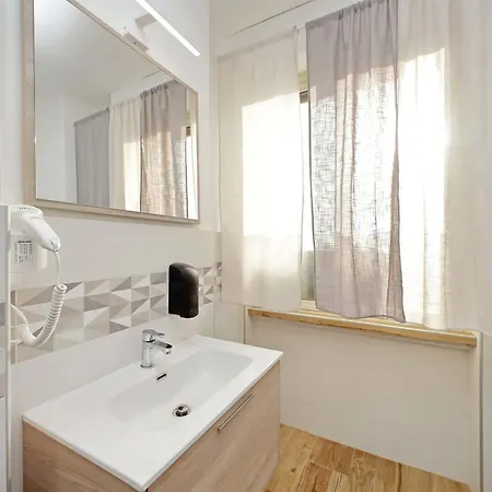 The Colours Gasthuis 4*